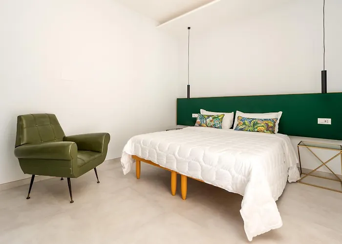 Surya House - Elegant In شقة